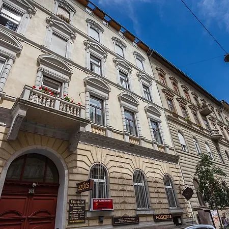Goodtrip - Eotvos Street Budapest